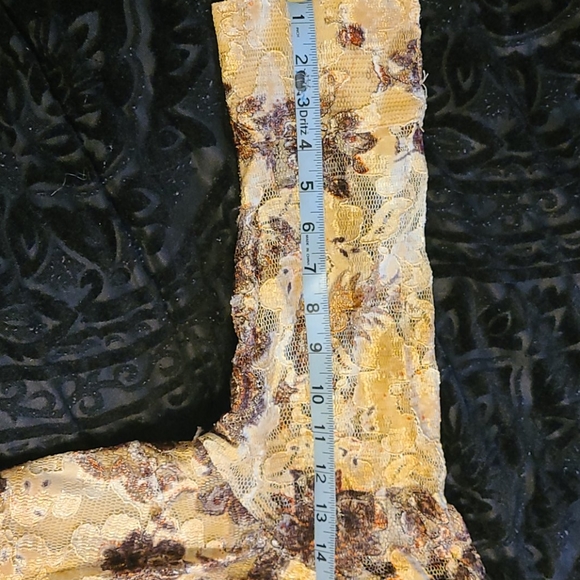 Floral blouse - Picture 6 of 8